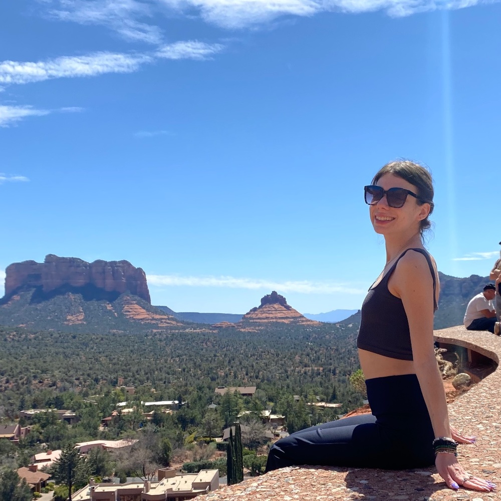 Meet your Posher, Miss